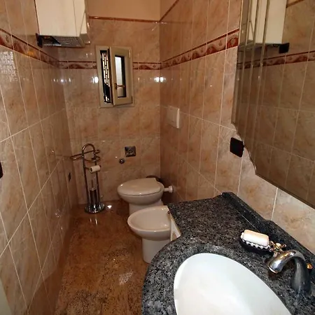 Attico Isaia 27 *